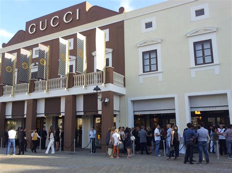 gucci outlet prices in italy